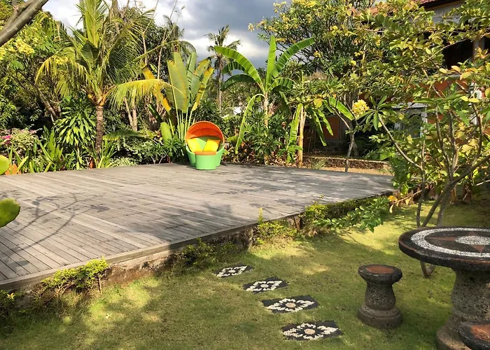 Taman Burung Villas * ロヴィーナ