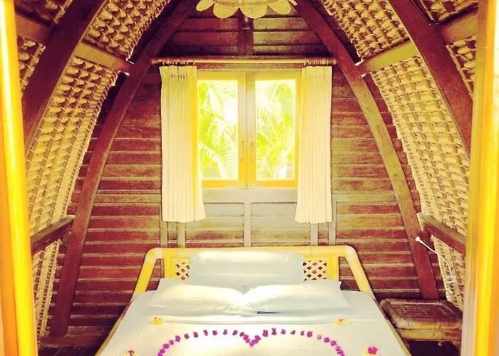 Taman Burung Villas ロヴィーナ