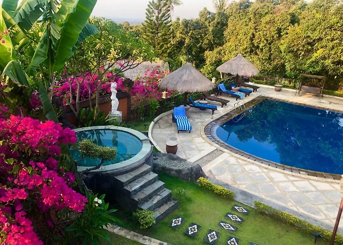 Taman Burung Villas ロヴィーナ